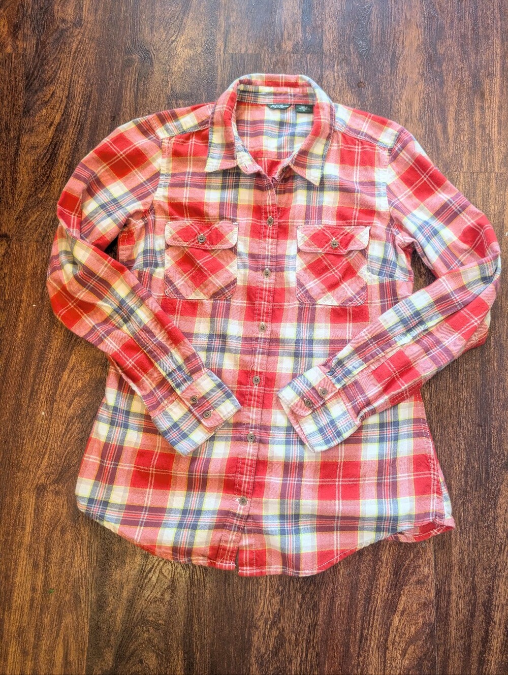 Eddie Bauer Red Heritage Outdoors 100 Percent Cotton Flannel Button Down Shirt